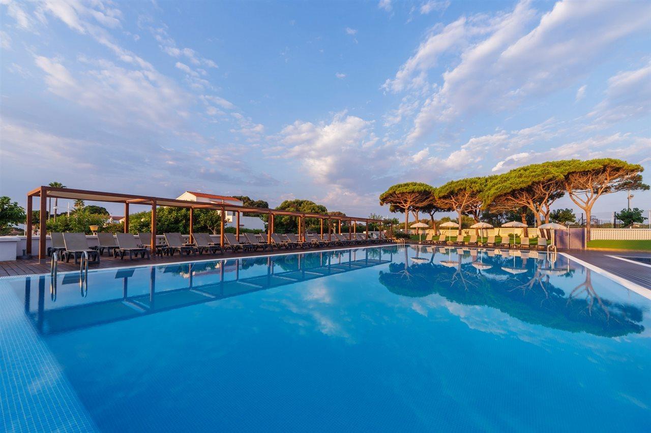 Alua Illa De Menorca Hotel S'Algar Exterior foto