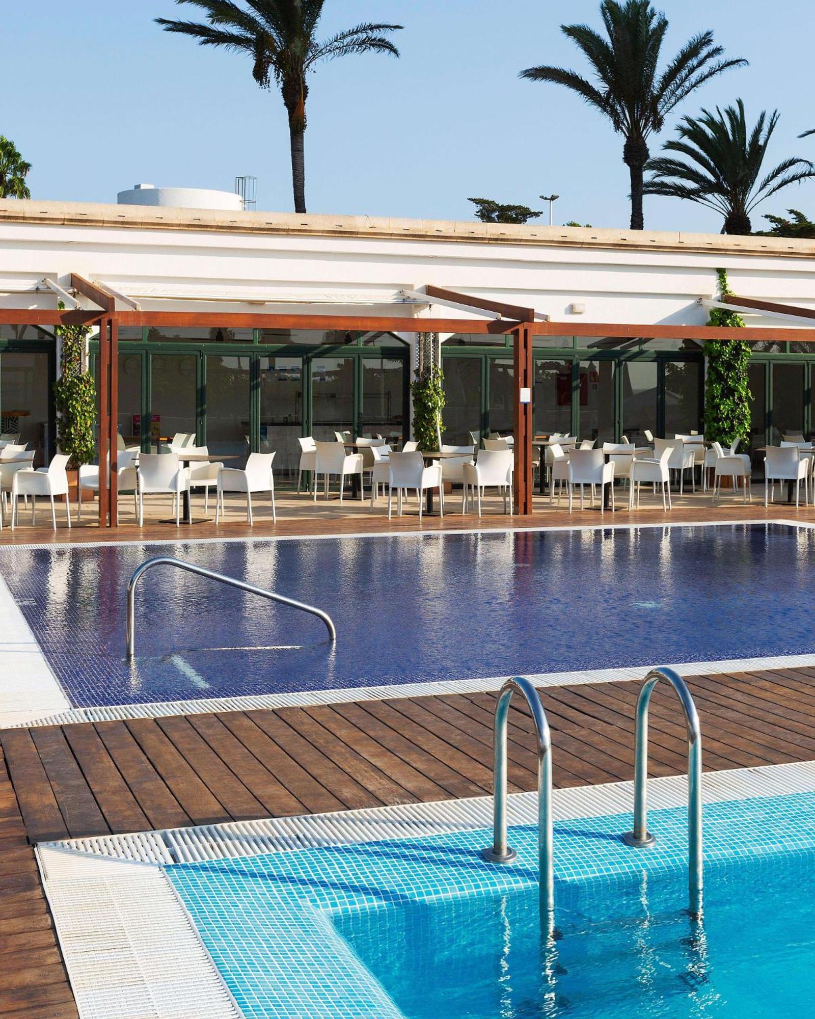 Alua Illa De Menorca Hotel S'Algar Exterior foto