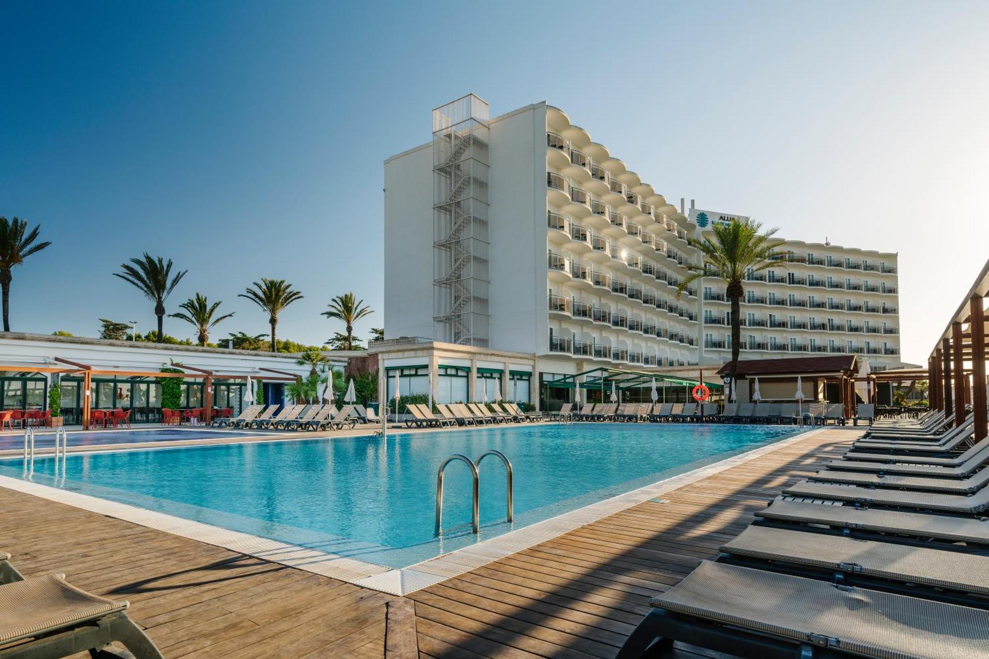 Alua Illa De Menorca Hotel S'Algar Exterior foto